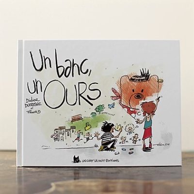 Un banc, un ours